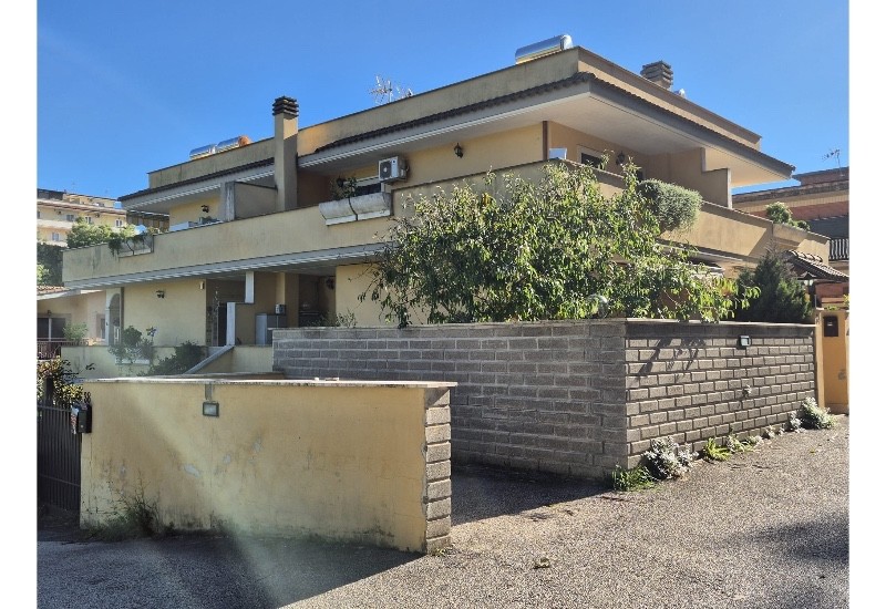 Casalotti - Via Frascaro